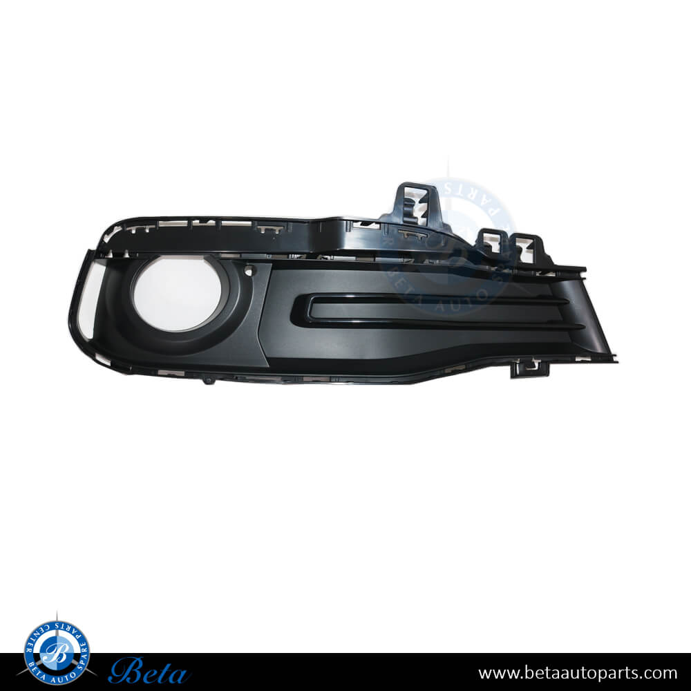 Right Side Fog Lamp Cover Closed for BMW 3 Series F30 2016-up models, Part Number 51117396858 Right Side Fog Lamp Cover Closed for BMW 3 Series F30 2016-up models, Part Number 51117396858